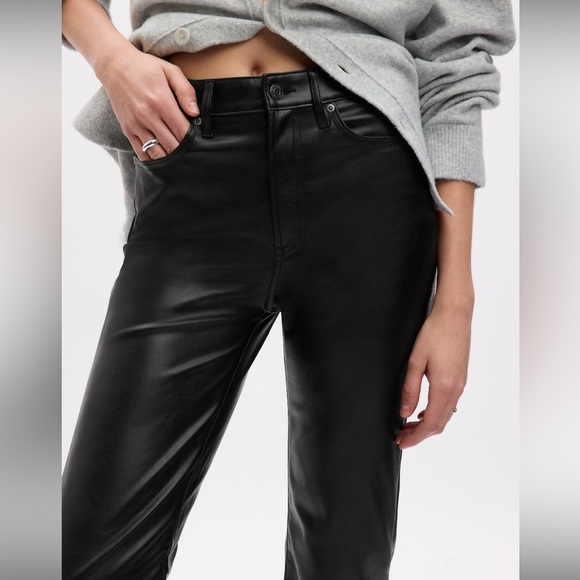 NWT GAP 70s high rise flares in vegan black leather- 6P - Picture 9 of 14